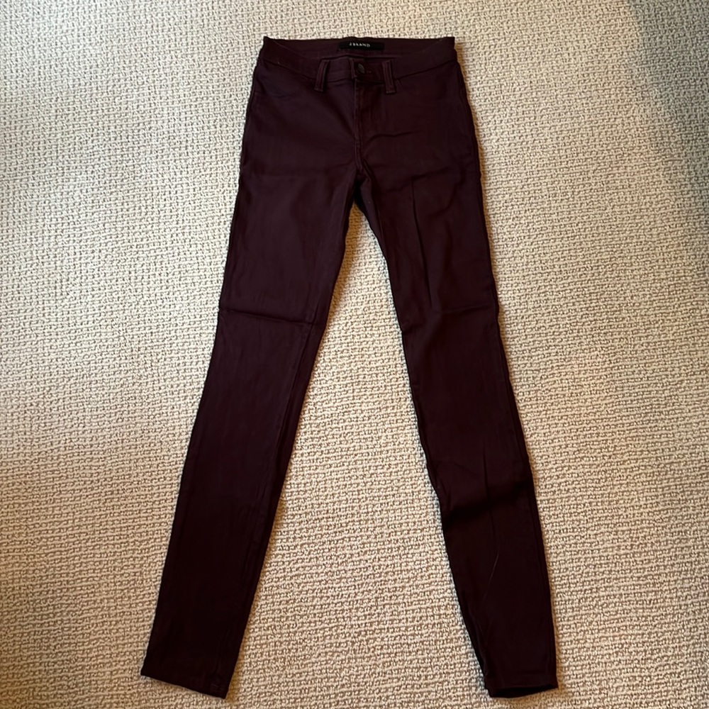J Brand Super Skinny Jeans in Dark Plum